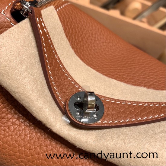 Hermes Mini Lindy Clemence 37/ Gold Silver Hardware 079 Hermes Mini Lindy Clemence 37/ Gold Silver Hardware 079