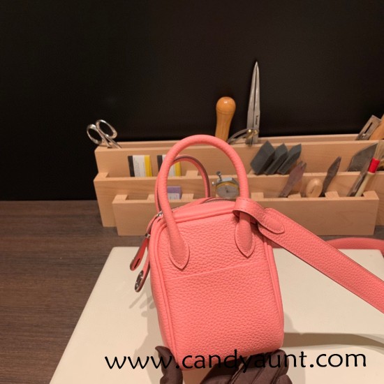Hermes Mini Lindy Clemence 1Q /Rose Confetti Silver Hardware 083 Hermes Mini Lindy Clemence 1Q /Rose Confetti Silver Hardware 083