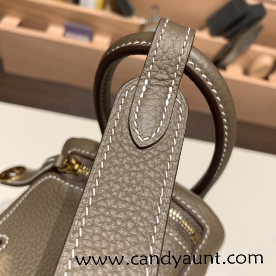 Hermes Mini Lindy Clemence 18/Étoupe Grey Gold Hardware 093 Hermes Mini Lindy Clemence 18/Étoupe Grey Gold Hardware 093