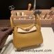 Hermes Mini Lindy Clemence 2S / Sesame Gold Hardware 097 Hermes Mini Lindy Clemence 2S / Sesame Gold Hardware 097