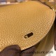 Hermes Mini Lindy Clemence 2S / Sesame Gold Hardware 097 Hermes Mini Lindy Clemence 2S / Sesame Gold Hardware 097