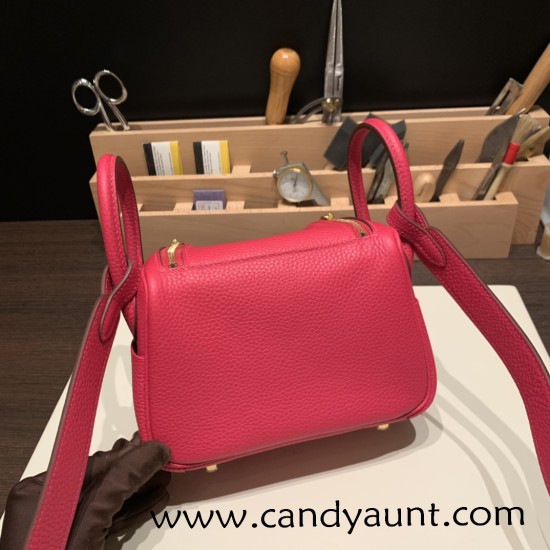 Hermes Mini Lindy Clemence I6 /Rose Extreme Gold Hardware 098 Hermes Mini Lindy Clemence I6 /Rose Extreme Gold Hardware 098