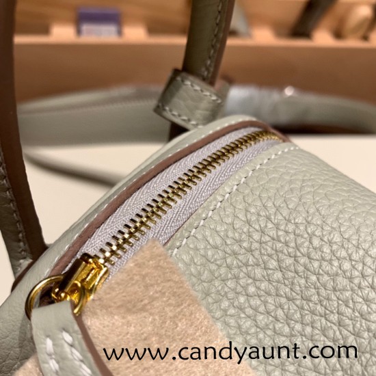 Hermes Mini Lindy Clemence 80 / Pearl Grey Gold Hardware 108 Hermes Mini Lindy Clemence 80 / Pearl Grey Gold Hardware 108