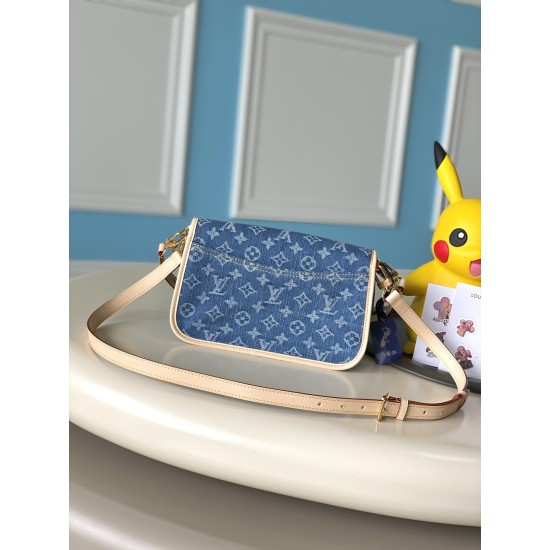 【フランス 163C01 チップ】Diane ハンドバッグ M13070|クラシック × モダンなデザイン|イタリア産 A 級頭層牛革|十二星座ステッカー付き 24x15x9cm 【フランス 163C01 チップ】Diane ハンドバッグ M13070|クラシック × モダンなデザイン|イタリア産 A 級頭層牛革|十二星座ステッカー付き 24x15x9cm