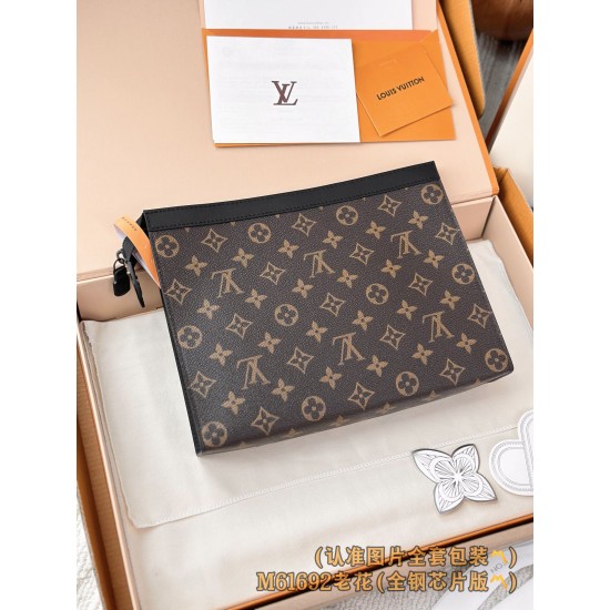 【M61692】Monogram Eclipse モノトーングレー A 級全鋼 パーソナライズド Pochette Voyage ミドルハンドバッグ|大容量収納|ビジネス向け 27×21×6cm 【M61692】Monogram Eclipse モノトーングレー A 級全鋼 パーソナライズド Pochette Voyage ミドルハンドバッグ|大容量収納|ビジネス向け 27×21×6cm