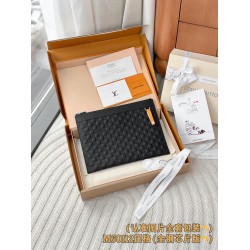 【M60112】Monogram Shadow エンボス格子 パーソナライズドカスタム Pochette To-Go｜エレガントデザイン｜大容量収納 34×25×12cm