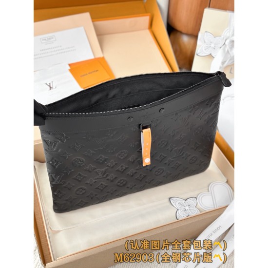 【M62903】Monogram Shadow ニューエンボス A 級全鋼 パーソナライズド Pochette To-Go|エレガントモダンデザイン|大容量収納 34×25×12cm 【M62903】Monogram Shadow ニューエンボス A 級全鋼 パーソナライズド Pochette To-Go|エレガントモダンデザイン|大容量収納 34×25×12cm