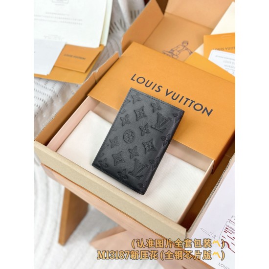 【M14792】Monogram Shadow エンボス小牛皮 A 級全鋼 パーソナライズド パスポートケース|旅行用エレガントアクセサリー 10 x 14 x 2.5 【M14792】Monogram Shadow エンボス小牛皮 A 級全鋼 パーソナライズド パスポートケース|旅行用エレガントアクセサリー 10 x 14 x 2.5