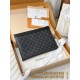 【M62291】Monogram Pacific ブラックコーティング ×Taige 皮革 A 級全鋼 パーソナライズド POCHETTE APOLLO ハンドバッグ|2024 春夏新作|Kim Jones デザイン 34x25x2cm 【M62291】Monogram Pacific ブラックコーティング ×Taige 皮革 A 級全鋼 パーソナライズド POCHETTE APOLLO ハンドバッグ|2024 春夏新作|Kim Jones デザイン 34x25x2cm