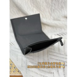 【M12635】ニューエンボス A 級全鋼 パーソナライズドカスタム Victor ウォレット｜Monogram Shadow 牛革｜精緻エンボス加工 34×25×2cm