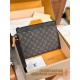 【M82079】モノグラム A 級全鋼 パーソナライズドカスタム Pochette To-Go|Monogram Eclipse キャンバス|ポータブルハンドポケット 30×21.5×1cm 【M82079】モノグラム A 級全鋼 パーソナライズドカスタム Pochette To-Go|Monogram Eclipse キャンバス|ポータブルハンドポケット 30×21.5×1cm