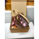 免税版 M13269G 全鋼製 ルイ・ヴィトン × 村上隆 コラボ OnTheGo スモールハンドバッグ 桜柄 19×11.5×25 cm 免税版 M13269G 全鋼製 ルイ・ヴィトン × 村上隆 コラボ OnTheGo スモールハンドバッグ 桜柄 19×11.5×25 cm