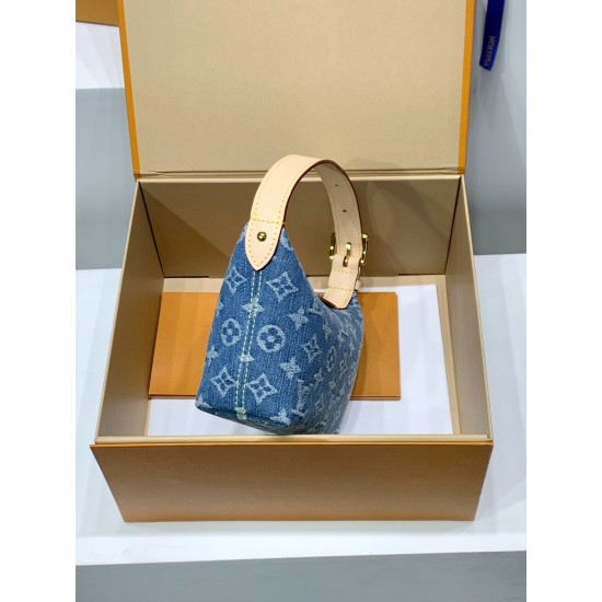 免税版 M82949G 全鋼製 Hills Pochette ポシェットバッグ|Monogram Denim キャンバス サンドウォッシュ仕上げ 18.5×11×6.5 cm 免税版 M82949G 全鋼製 Hills Pochette ポシェットバッグ|Monogram Denim キャンバス サンドウォッシュ仕上げ 18.5×11×6.5 cm