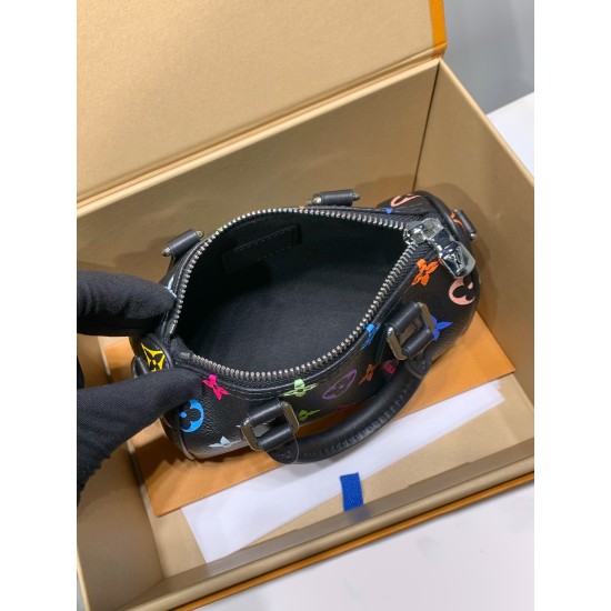 免税版 M13406G 全鋼製 Louis Vuitton x 村上隆 Nano Speedy ハンドバッグ|明るい色彩と精巧なフォルム 10×7.5×16cm 免税版 M13406G 全鋼製 Louis Vuitton x 村上隆 Nano Speedy ハンドバッグ|明るい色彩と精巧なフォルム 10×7.5×16cm