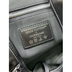 免税版 M13105G 全鋼製 Louis Vuitton x 村上隆 CarryAll Vibe ハンドバッグ｜柔らかい羊革とカラフルな Monogram の魅力 30×15×39cm