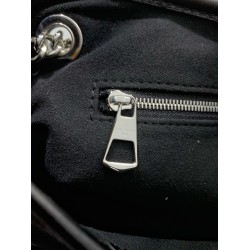 免税版 M12888G 全鋼製 CarryAll BB ハンドバッグ｜クリーンライン × 光沢メタルチェーンのエレガンス 17×10×26cm