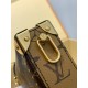 全鋼製 M13147G Slim Trunk ハンドバッグ|2025 Cruise 早春ショーで輝くトランクシリーズ新進軍 23×12×4cm 全鋼製 M13147G Slim Trunk ハンドバッグ|2025 Cruise 早春ショーで輝くトランクシリーズ新進軍 23×12×4cm