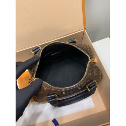 全鋼製 M13146G Speedy Trunk ハンドバッグ｜2025 Cruise 早春ショーで再構築されたクラシックデザイン 20.5×16×11cm