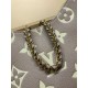 免税版 M13224G 全鋼製 今季の Boulog ハンドバッグ｜Monogram Embossed レザーで奏でる使いやすさと高級感 29×9.5×16cm