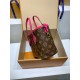 今季の Neverfull Bandoulière Inside Out BB ハンドバッグ｜デュアルフェイスで奏でるクラシックの革新 24×14×9cm