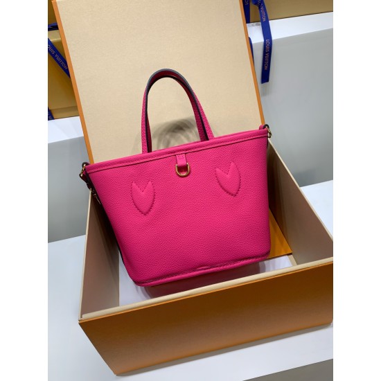 今季の Neverfull Bandoulière Inside Out BB ハンドバッグ｜デュアルフェイスで奏でるクラシックの革新 24×14×9cm