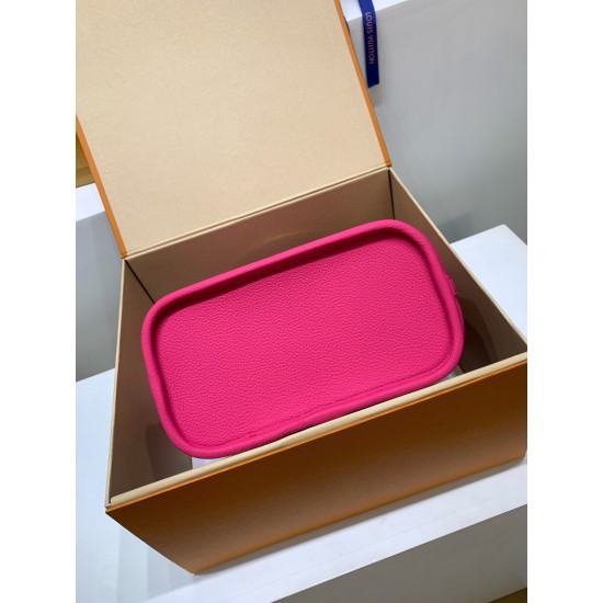 今季の Neverfull Bandoulière Inside Out BB ハンドバッグ｜デュアルフェイスで奏でるクラシックの革新 24×14×9cm