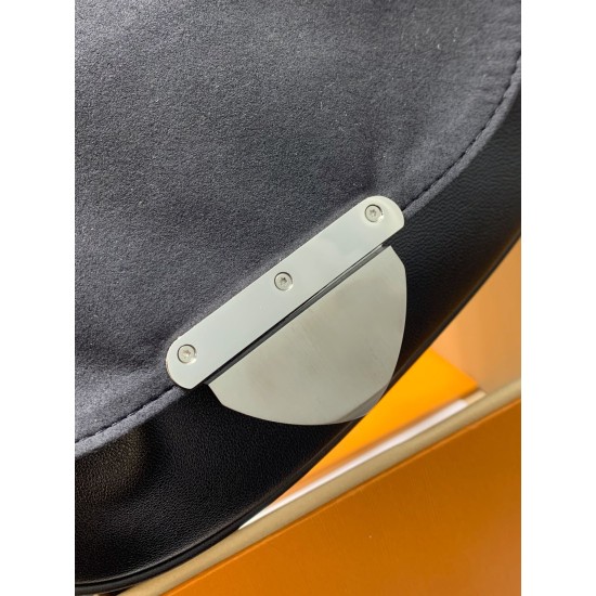 免税版 M12192G 全鋼製 Sunset Vibe ハンドバッグ|光沢羊革と Monogram で彩るレトロな雰囲気 18×3×27cm 免税版 M12192G 全鋼製 Sunset Vibe ハンドバッグ|光沢羊革と Monogram で彩るレトロな雰囲気 18×3×27cm
