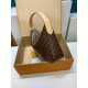 【免税版 全鋼製】M12098G Slouchy ミディアムハンドバッグ 31×11×40cm 【免税版 全鋼製】M12098G Slouchy ミディアムハンドバッグ 31×11×40cm
