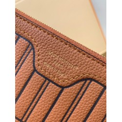 全鋼製 M12061G Neverfull Inside Out ミディアムハンドバッグ｜ダブルフェイスデザイン × 着脱式ポケット、多機能でスタイリッシュ​ 28×14×31cm