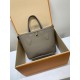 全鋼 M12109G Neverfull Bandoulière Inside Out BB ハンドバッグ｜両面仕様 × 着脱ポーチ × 斜め掛け、メタルアクセントで洗練感満載​ 14 x 9 x 24 cm
