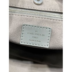 免税特典！M12579G 全鋼 CarryAll Cargo スモールハンドバッグ｜2024 秋冬新色羊革 × 革製リーファー × 着脱名札、ディテールにこだわった逸品​ 33.5 x 23 x 15 cm