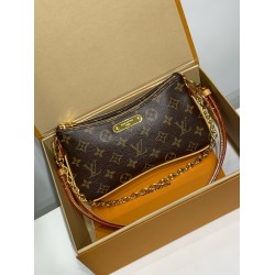 全鋼 M83008 Liv Poch ette｜Monogram キャンバス × 金色チェーン × 天然牛革、ダブルファスナーでセキュアなスタイリッシュバッグ​ 24.4×13.5×6.6cm