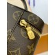 M47125G Vanity Chain Pouch ハンドバッグ|クラシック化粧ケースインスピレーション ×Monogram キャンバス、LV 刻印ロックで個性的な逸品 19×11.5×6.5cm M47125G Vanity Chain Pouch ハンドバッグ|クラシック化粧ケースインスピレーション ×Monogram キャンバス、LV 刻印ロックで個性的な逸品 19×11.5×6.5cm