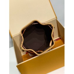 免税特典！M81266G 全鋼 Nano Noé ハンドバッグ｜1932 年クラシック構造 ×Monogram キャンバス、収納力と使い勝手に優れた逸品​ 13×16×10cm