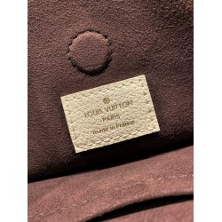 全鋼 M46495G VENDOME BB ハンドバッグ｜Monogram キャンバス × レザーミックス、精巧なディテールと大容量で伝統と現代を融合​ 26×18×15cm