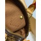 M81085 全鋼免税版 Nano Speedy ハンドバッグ|Speedy ミニ版 ×Monogram キャンバス、多様な背負け方と実用収納でファッションと機能両立 16×10×7.5cm M81085 全鋼免税版 Nano Speedy ハンドバッグ|Speedy ミニ版 ×Monogram キャンバス、多様な背負け方と実用収納でファッションと機能両立 16×10×7.5cm