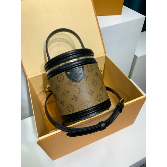 M43986 全鋼ハンドバッグ|Cannes 化粧箱デザイン ×Monogram 混合キャンバス、多様背負け方と高級感でクラシックを革新 15×17×15cm M43986 全鋼ハンドバッグ|Cannes 化粧箱デザイン ×Monogram 混合キャンバス、多様背負け方と高級感でクラシックを革新 15×17×15cm