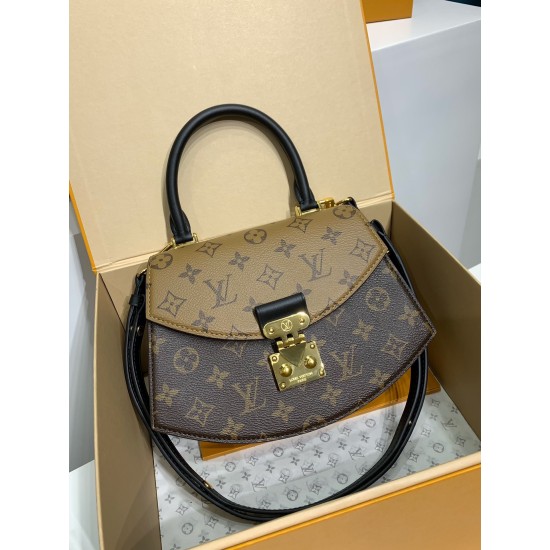 M46548 全鋼 Tilsitt ハンドバッグ|Monogram×Monogram Reverse キャンバス、幾何学デザインと S-lock 錠前で都市的なファッションを体現 24×18×7cm M46548 全鋼 Tilsitt ハンドバッグ|Monogram×Monogram Reverse キャンバス、幾何学デザインと S-lock 錠前で都市的なファッションを体現 24×18×7cm