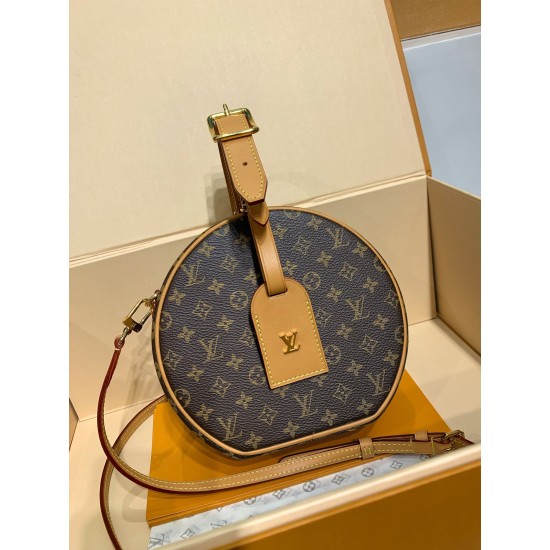 LV M43514 Petite boite chapeau ハンドバッグ|帽子ケースモチーフの可愛らしい全鋼カーリングバッグ 17.5×16.5×7.5cm LV M43514 Petite boite chapeau ハンドバッグ|帽子ケースモチーフの可愛らしい全鋼カーリングバッグ 17.5×16.5×7.5cm
