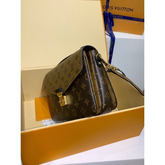 全鋼 M44876 Pochette Metis ハンドバッグ｜Monogram キャンバスで創られたコンパクトで収納力抜群の優雅なハンドバッグ 25×19×9cm