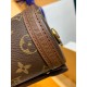 M57835 GLASSES CASE 手袋|2021 年夏のファッションショーで登場!Nicolas Ghesquière 氏デザインの Monogram ハンドバッグ 19.0×9.0×9.0cm M57835 GLASSES CASE 手袋|2021 年夏のファッションショーで登場!Nicolas Ghesquière 氏デザインの Monogram ハンドバッグ 19.0×9.0×9.0cm