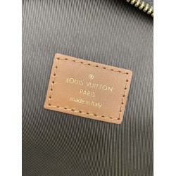M46311 免税版 ループバッグ｜モノグラムと新月形デザインで映えるファッションアイテム 38×26×10cm