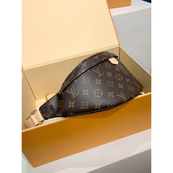 M43644 BUMBAG ワイドバッグ|Monogram キャンバスとスポーティーデザインで個性をアップするマルチユースバッグ 37×14×13cm M43644 BUMBAG ワイドバッグ|Monogram キャンバスとスポーティーデザインで個性をアップするマルチユースバッグ 37×14×13cm