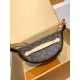 M43644 BUMBAG ワイドバッグ|Monogram キャンバスとスポーティーデザインで個性をアップするマルチユースバッグ 37×14×13cm M43644 BUMBAG ワイドバッグ|Monogram キャンバスとスポーティーデザインで個性をアップするマルチユースバッグ 37×14×13cm