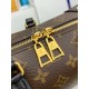 M45571 Petite Malle Souple ハンドバッグ|Monogram キャンバスと伝統工芸の融合で生まれた個性的な逸品 20×14×7.5cm M45571 Petite Malle Souple ハンドバッグ|Monogram キャンバスと伝統工芸の融合で生まれた個性的な逸品 20×14×7.5cm