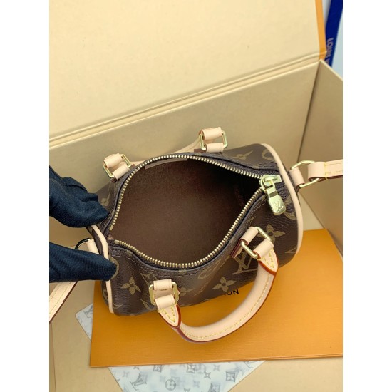 M61252 Nano Speedy ハンドバッグ|Monogram キャンバスで描く究極の女性的な軽量ミニバッグ 16×11×9cm M61252 Nano Speedy ハンドバッグ|Monogram キャンバスで描く究極の女性的な軽量ミニバッグ 16×11×9cm