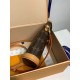 M80874 Fold Me ハンドクラッチ|Monogram キャンバスと折りたたみデザインで魅せるヴィンテージな実用的な逸品 14.5×18×6.5cm M80874 Fold Me ハンドクラッチ|Monogram キャンバスと折りたたみデザインで魅せるヴィンテージな実用的な逸品 14.5×18×6.5cm
