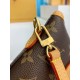 M80874 Fold Me ハンドクラッチ|Monogram キャンバスと折りたたみデザインで魅せるヴィンテージな実用的な逸品 14.5×18×6.5cm M80874 Fold Me ハンドクラッチ|Monogram キャンバスと折りたたみデザインで魅せるヴィンテージな実用的な逸品 14.5×18×6.5cm
