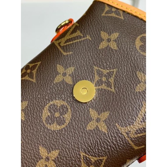 M80874 Fold Me ハンドクラッチ|Monogram キャンバスと折りたたみデザインで魅せるヴィンテージな実用的な逸品 14.5×18×6.5cm M80874 Fold Me ハンドクラッチ|Monogram キャンバスと折りたたみデザインで魅せるヴィンテージな実用的な逸品 14.5×18×6.5cm