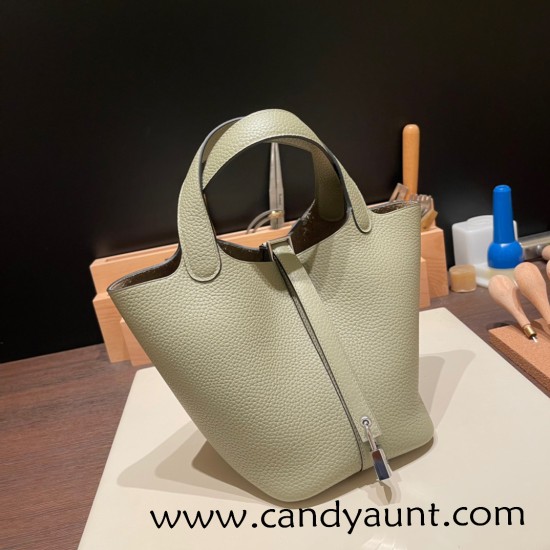 Hermes Picotin cargo Clemence 18cm Q1/ Sauge Silver Hardware Hermes Picotin cargo Clemence 18cm Q1/ Sauge Silver Hardware